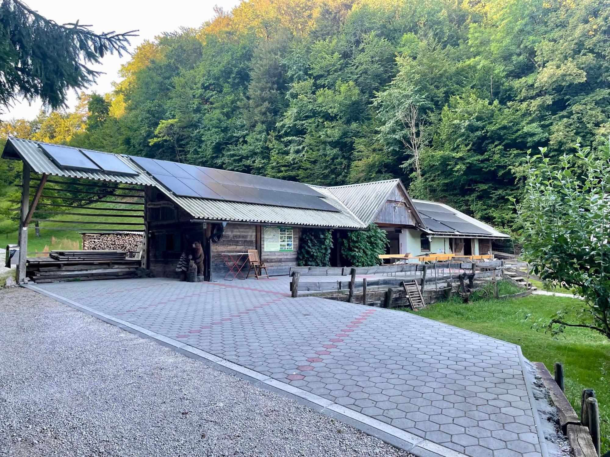 Wooden Cabin Kamna Gorica Exteriör bild