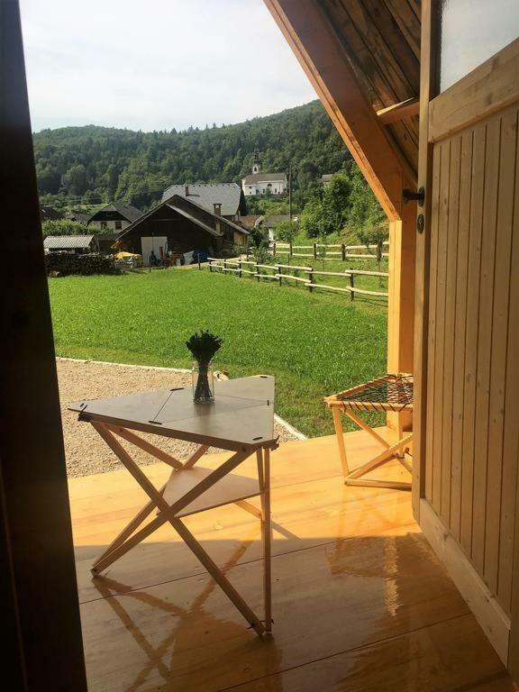 Wooden Cabin Kamna Gorica Exteriör bild